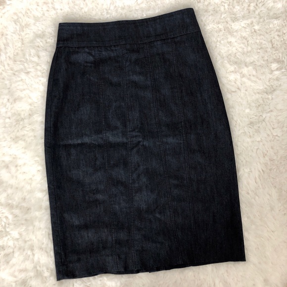Halogen Dresses & Skirts - Halogen Denim Pencil skirt, Size 6 Halogen Dresses & Skirts - Halogen Denim Pencil skirt, Size 6